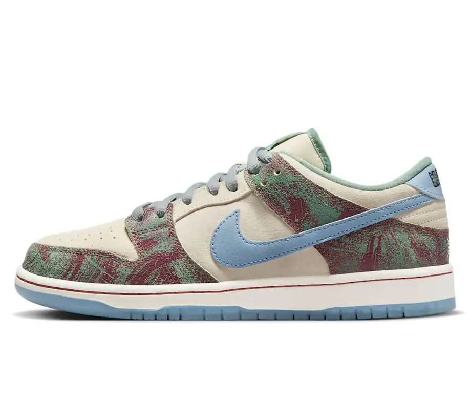 Nike SB Dunk Low crenshaw skate club